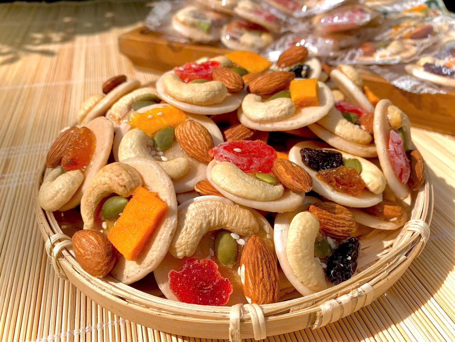 Bánh đồng tiền mix hạt trái cây — ảnh 7